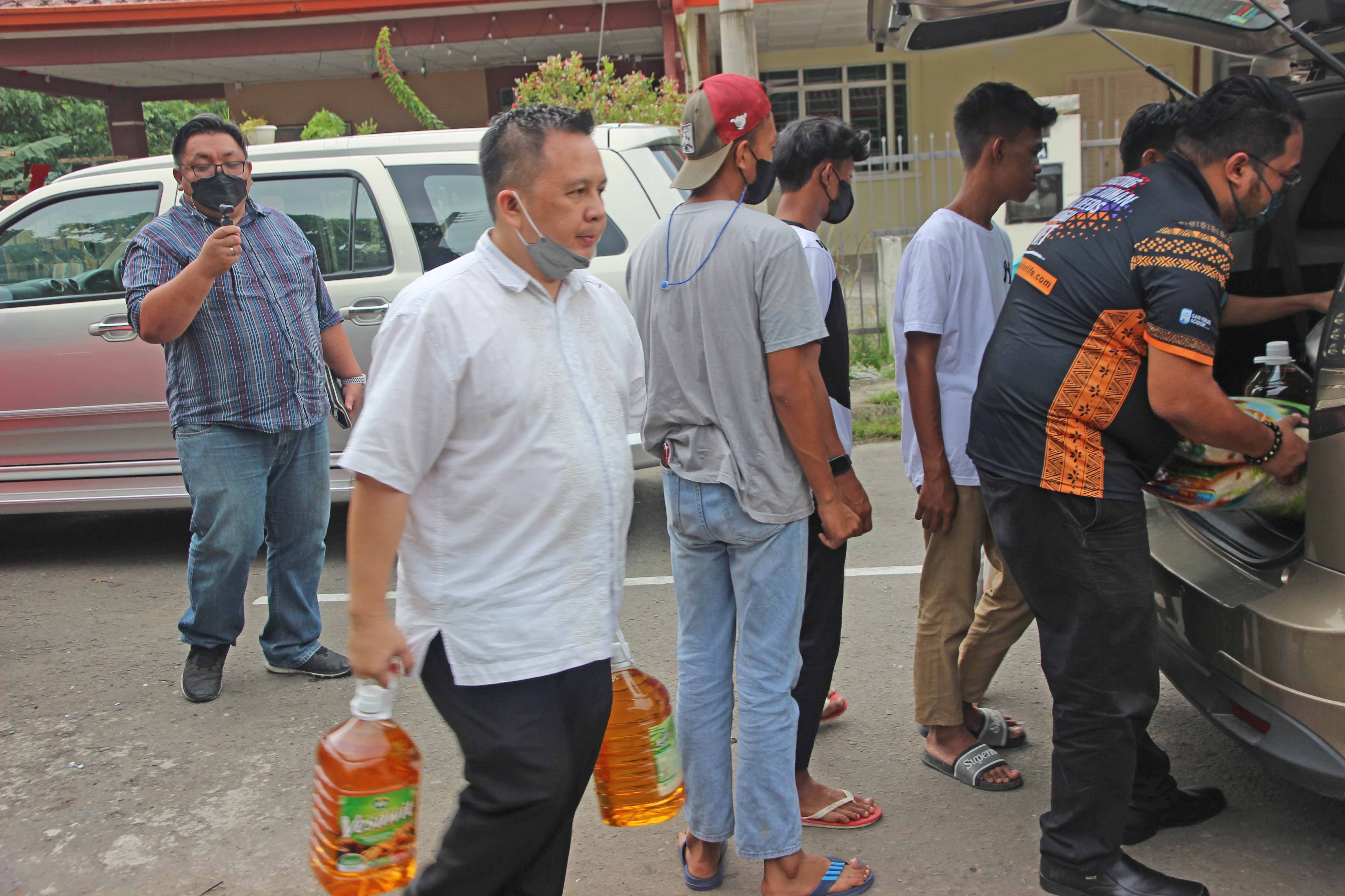 Gain Forlife Corporate Social Responsibility (CSR) - Donation to Amal Kasih Kingfisher